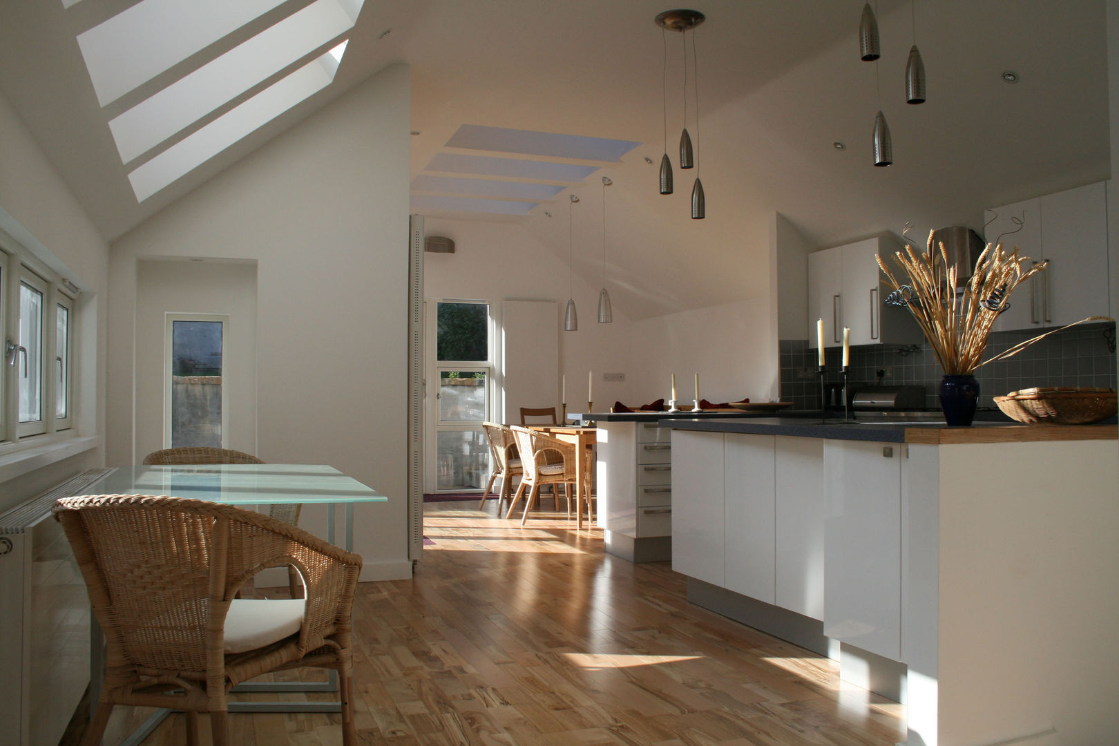 Bakerswell House, Core Associates Core Associates Modern dining room