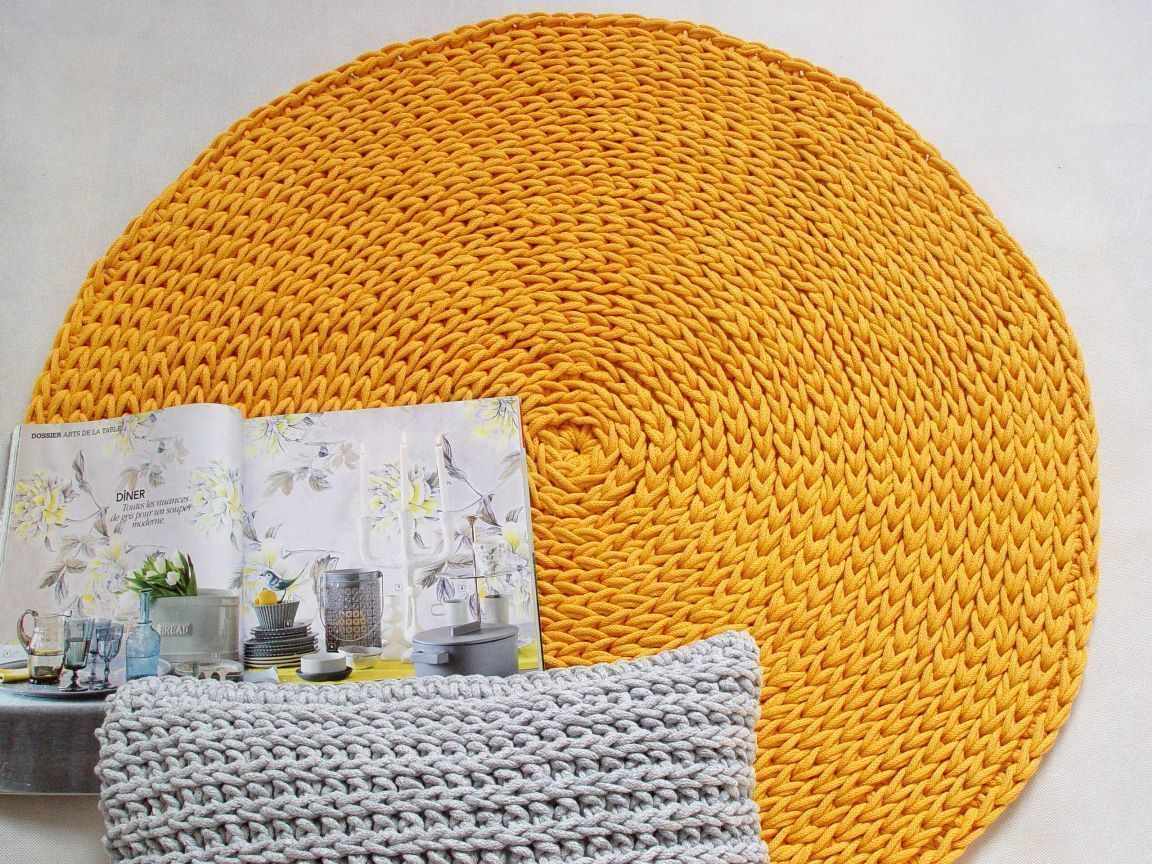 Handmade crochet rug, crochet carpet, round rug, knitted carpet, knitted rug, model COPENHAGEN. material cotton, color 21 RENATA NEKRASZ art & design 바닥 카페트 & 매트