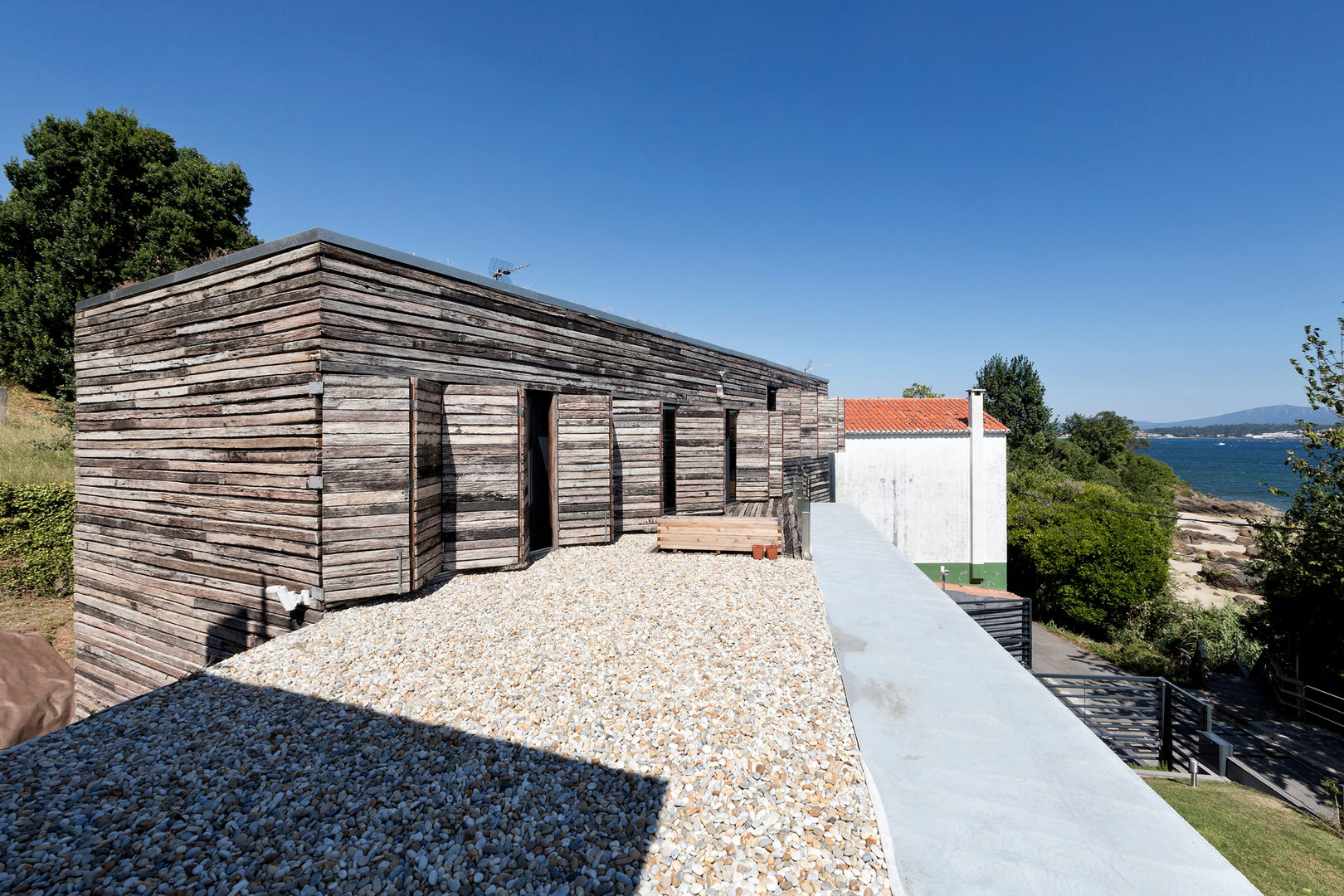 dezanove house designed by iñaki leite - terrace Inaki Leite Design Ltd. Modern terrace