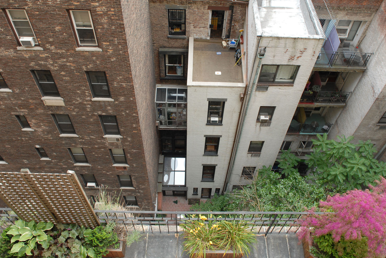 42m,72 West, New York, dziurdziaprojekt dziurdziaprojekt Nowoczesny balkon, taras i weranda