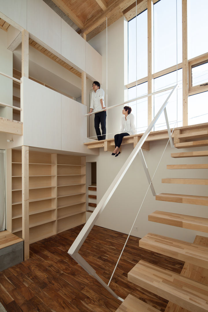 SHOWAの家, 一級建築士事務所 Atelier Casa 一級建築士事務所 Atelier Casa Modern Corridor, Hallway and Staircase