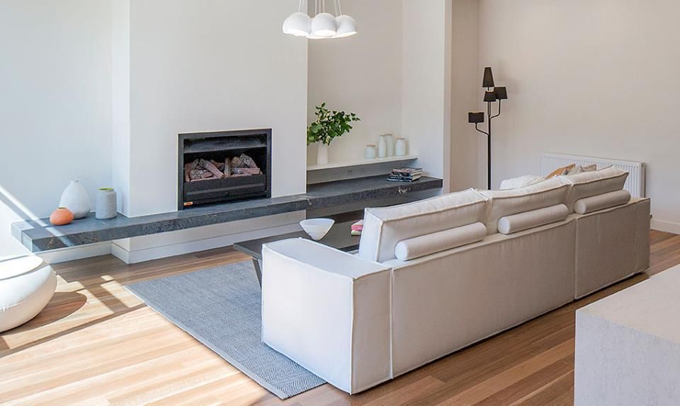 Flatweaves ~ Chevron installed in Melbourne, Australia Cavalcanti Modern living room