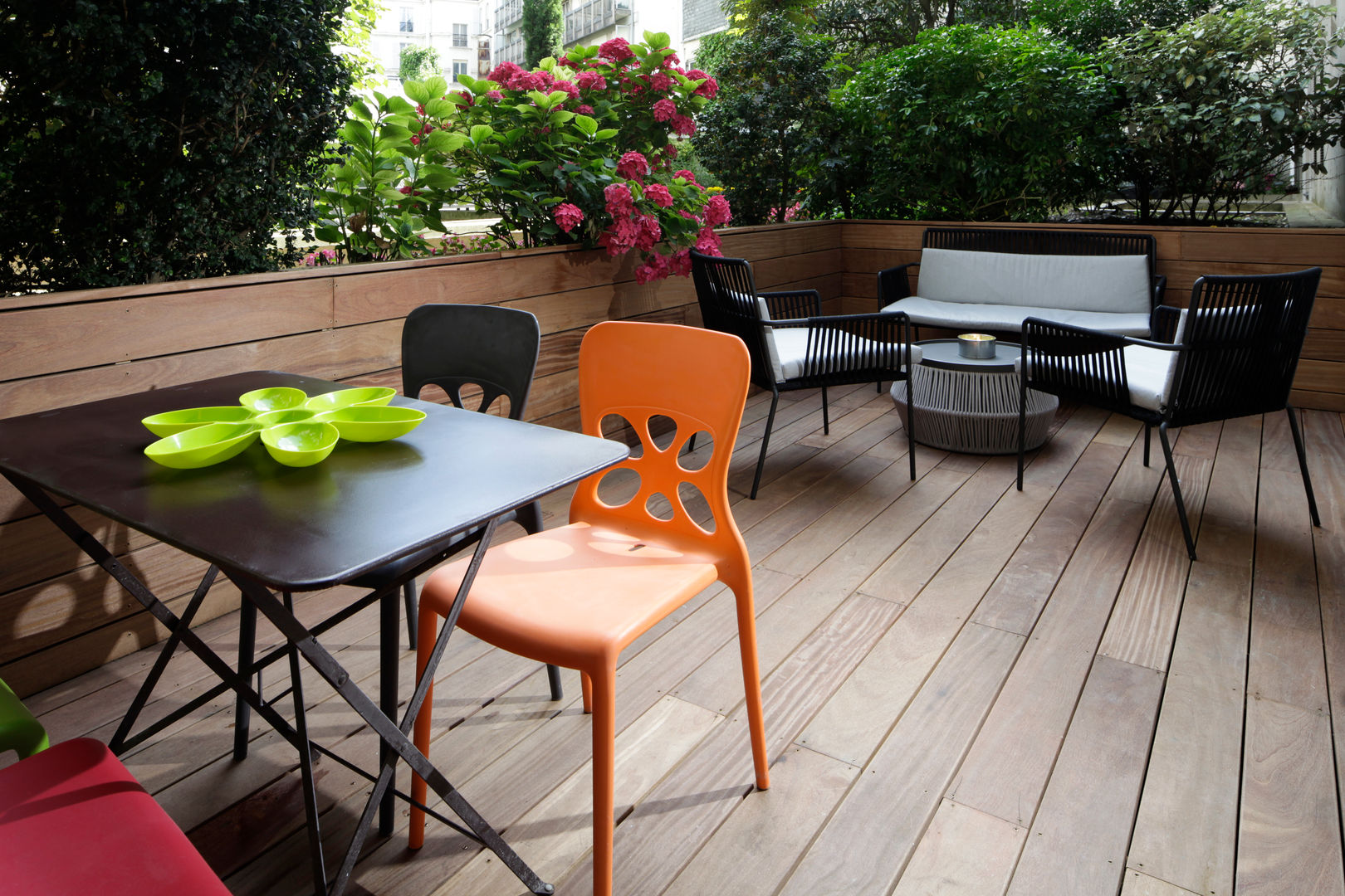 PARIS 17 70m², blackStones blackStones Balcon, Veranda & Terrasse modernes