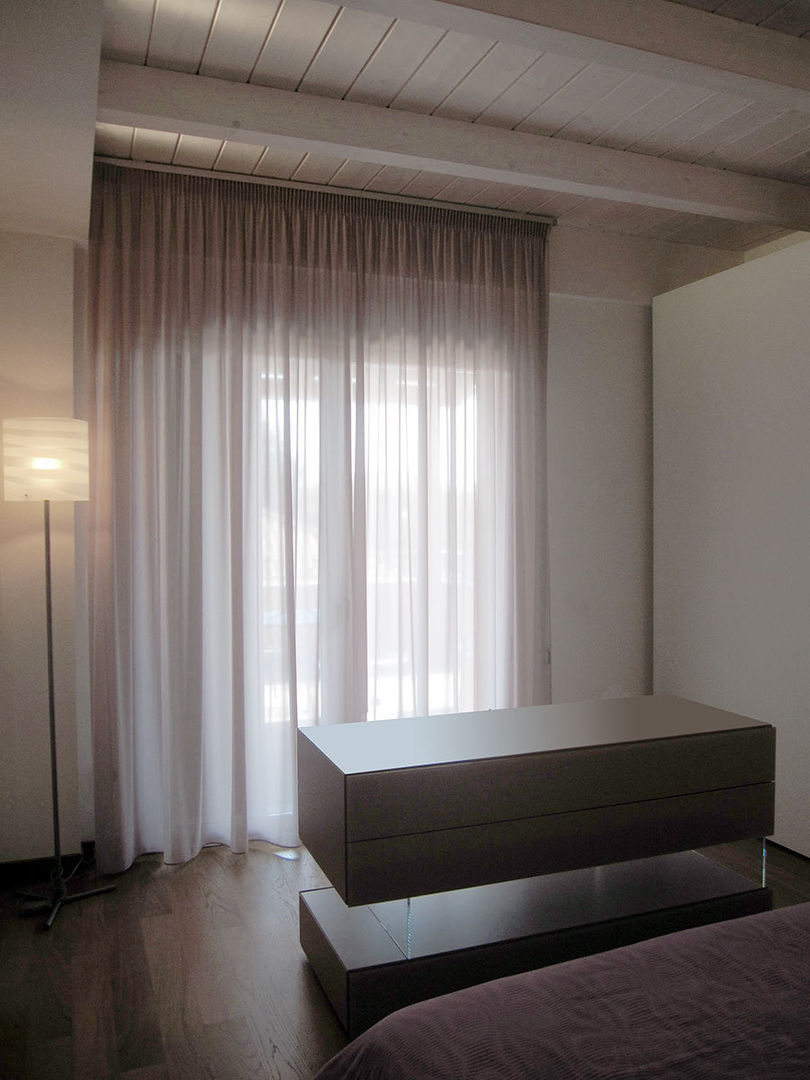 ristrutturazione con ampliamento, Laura Canonico Architetto Laura Canonico Architetto Modern style bedroom