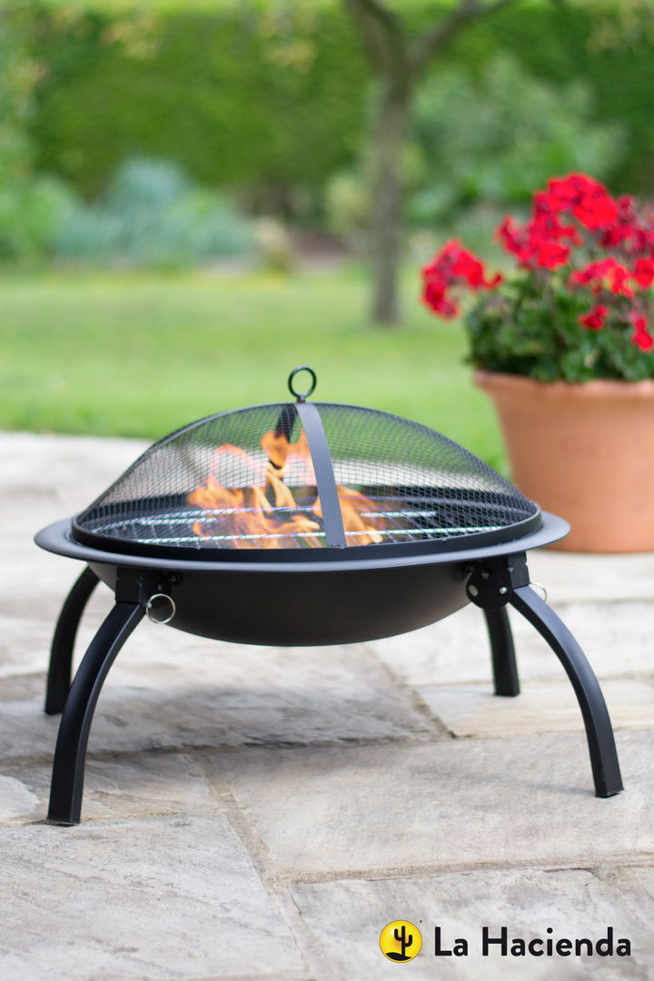 Camping fire pit with grill, folding legs and bag La Hacienda Classic style gardens Fire pits & barbecues