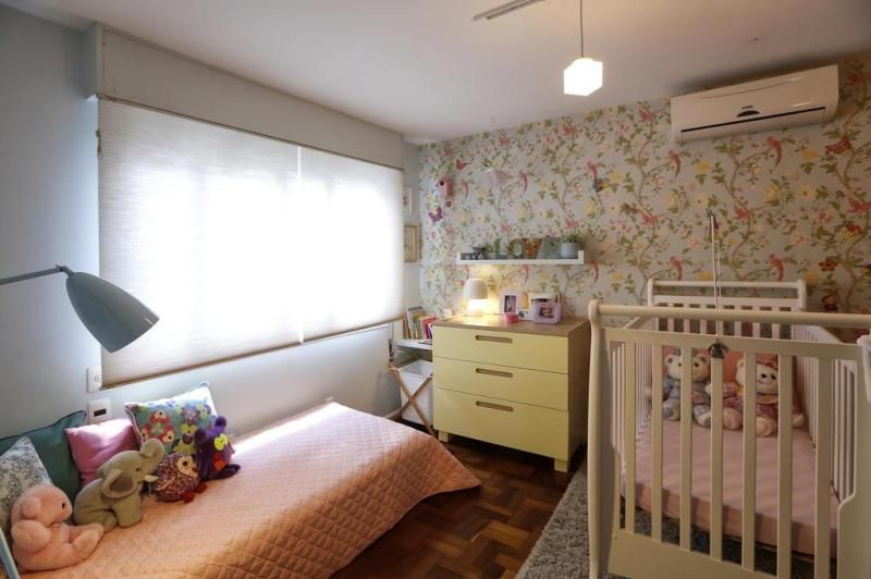 Dormitório menina, Red Studio Red Studio Modern nursery/kids room