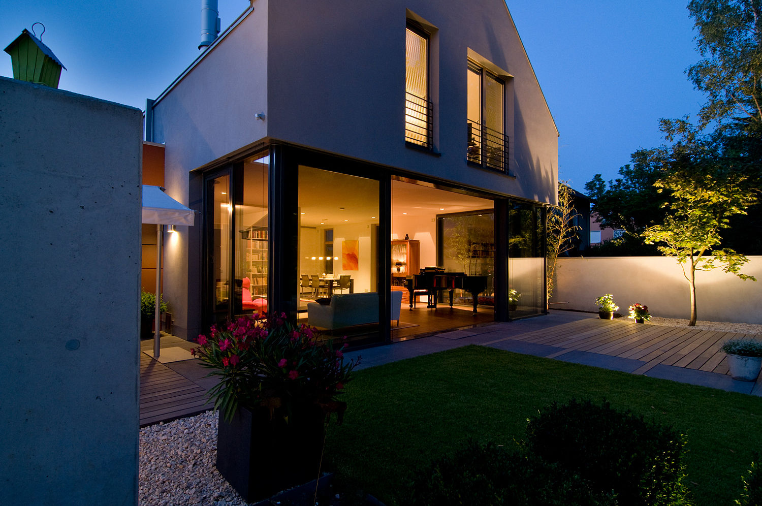 Modernes Wohnhaus mit Satteldach in Köln, wirges-klein architekten wirges-klein architekten Modern living room