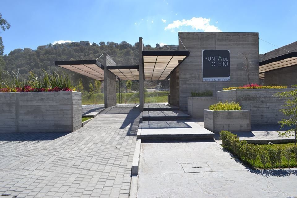 Pergolas con WPC Innover, Grupo Boes Grupo Boes Minimalist houses