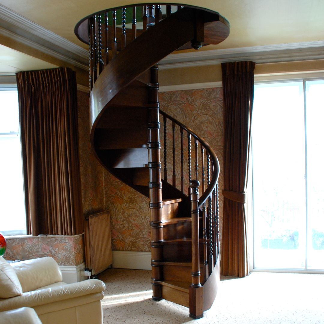 Antique Mahogany Spiral Staircase Apollo 계단 계단