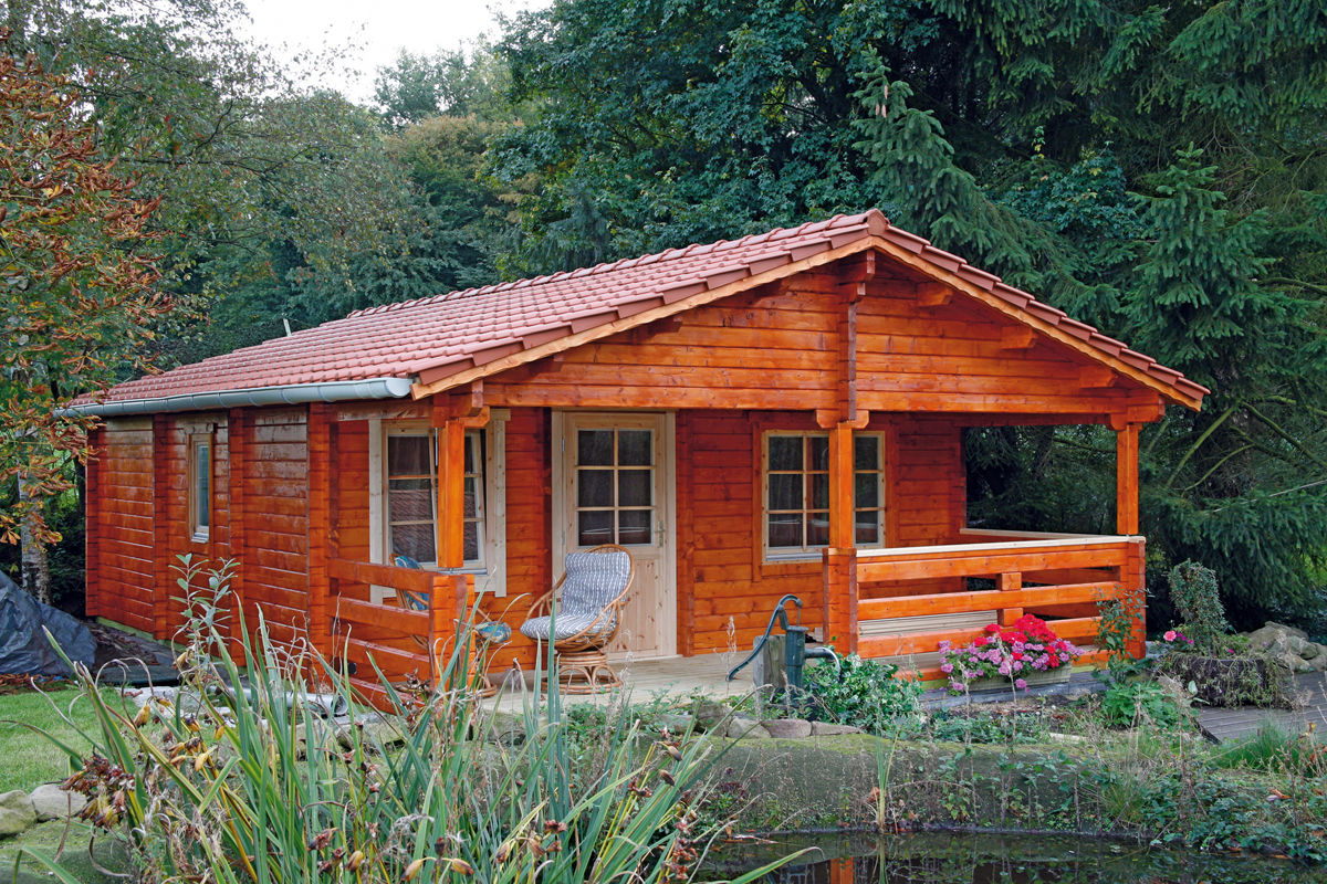 Ferienhaus aus Holz, Gartenhaus2000 GmbH Gartenhaus2000 GmbH Classic style houses