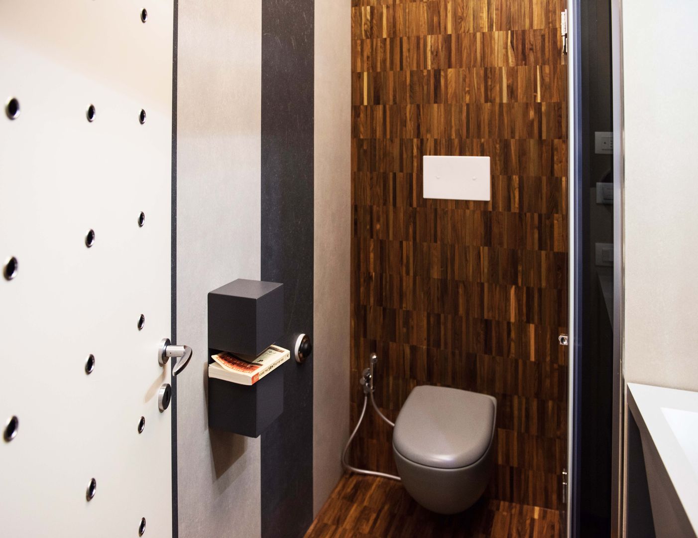 homify Modern Banyo