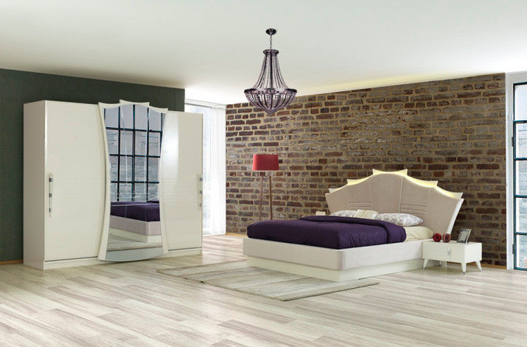 homify Modern style bedroom