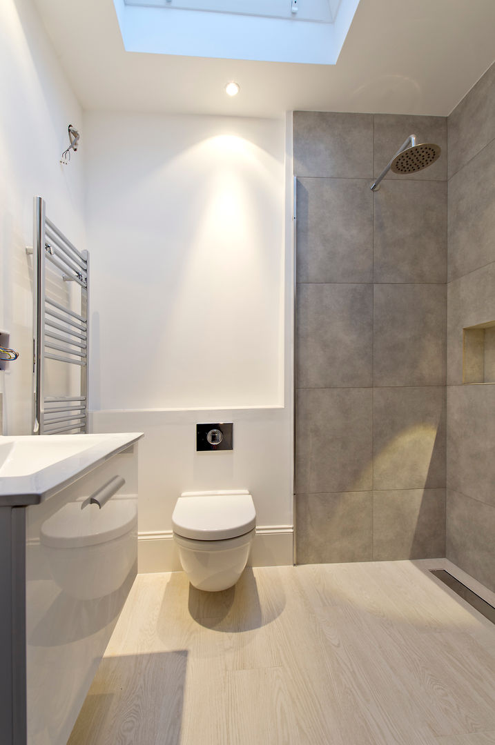 Parsons Green Basement Dig out and Extension, Balance Property Ltd Balance Property Ltd Modern bathroom