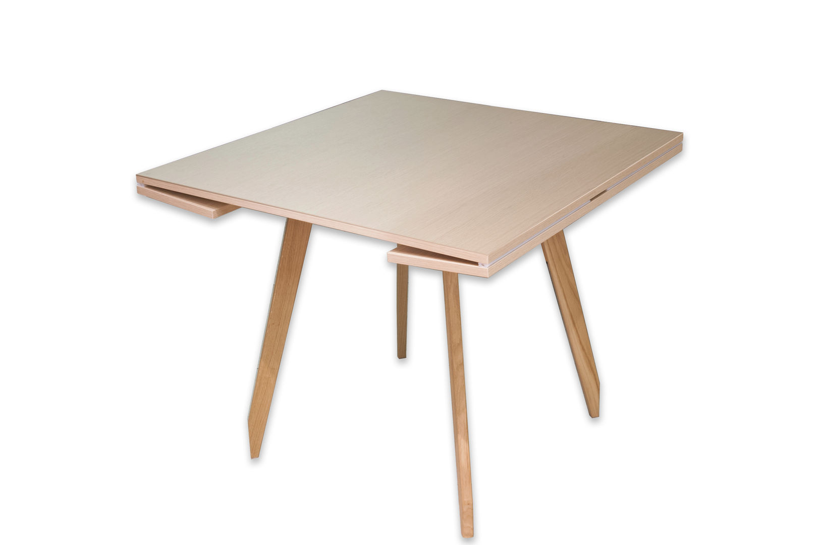 C-Table, DressHome di Maria Incampo DressHome di Maria Incampo غرفة السفرة Tables