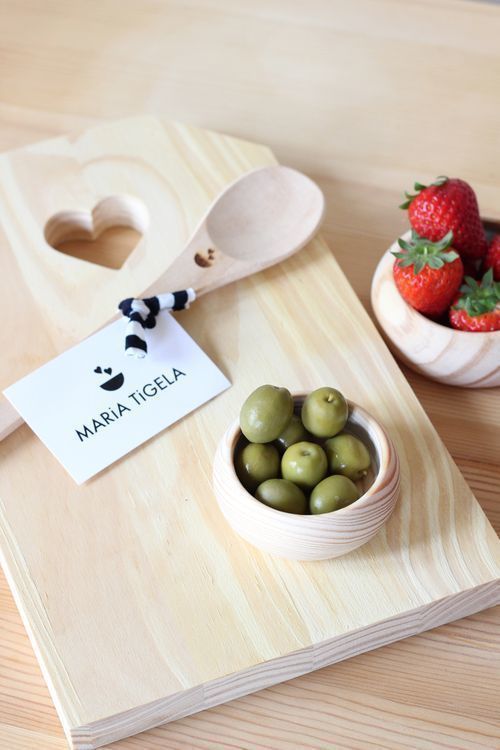 Tábua de cozinha Love, Maria Tigela Maria Tigela Cocinas minimalistas Utensilios de cocina