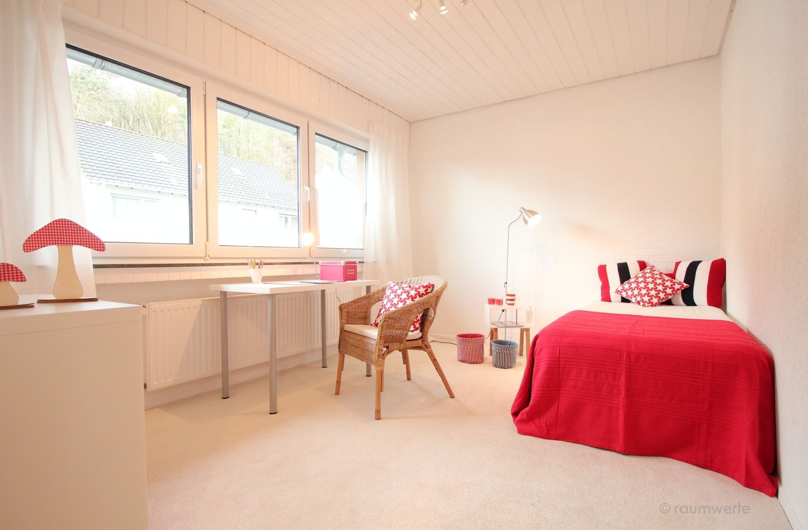 Home Staging Erbimmobilie 60er Jahre, raumwerte Home Staging raumwerte Home Staging غرفة الاطفال