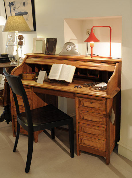 Varis, TAIMO TAIMO Classic style study/office Desks