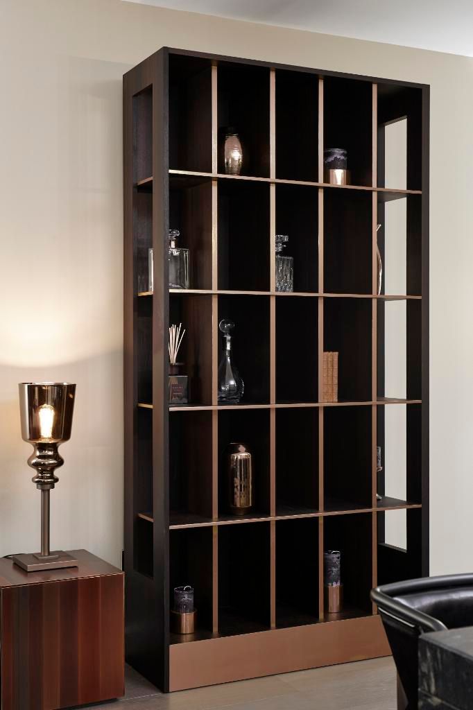 Point West, Keir Townsend Ltd. Keir Townsend Ltd. Classic style living room Shelves