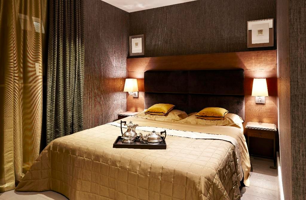 2nd Bedroom Keir Townsend Ltd. Camera da letto in stile classico