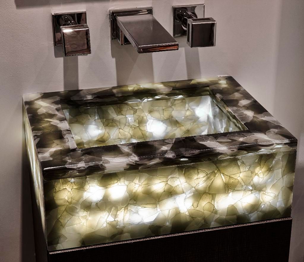 Recycle Glass Sink Keir Townsend Ltd. Ванная в классическом стиле Раковины