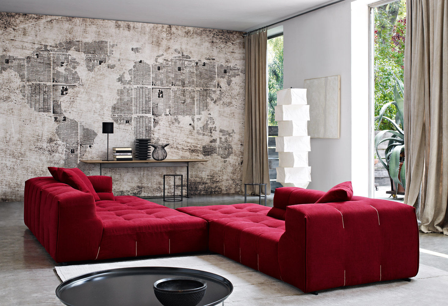 Tufty Time Sofa by B&B Italia Campbell Watson غرفة المعيشة أريكة ومقاعد إسترخاء