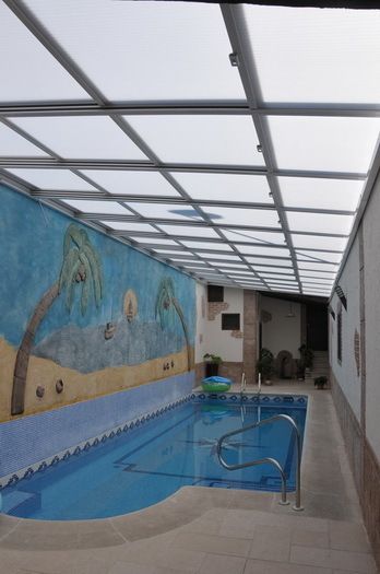 homify Piscina moderna