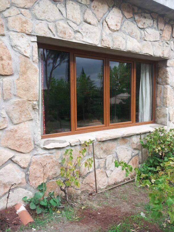 homify Rustic style windows & doors Windows