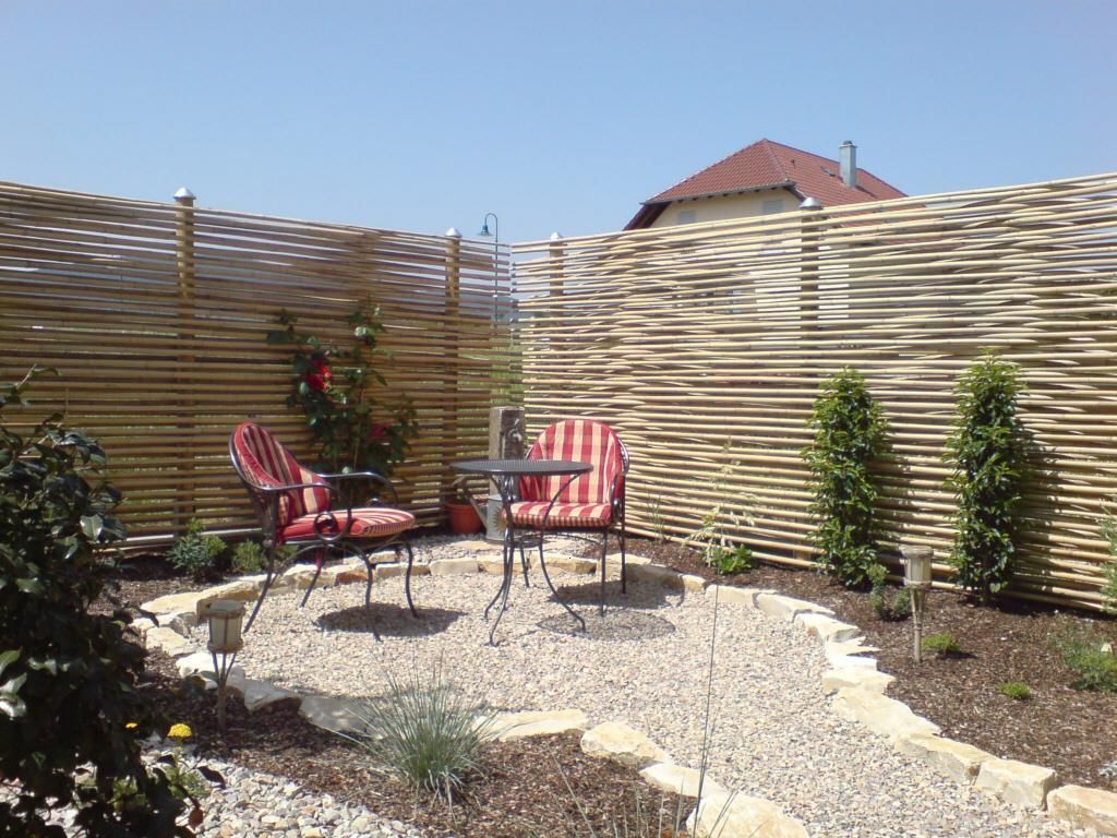 Nachhaltig, stilvoll, vielseitig: moderner Sichtschutz aus Bambus, GH Product Solutions GH Product Solutions Classic style garden Fencing & walls