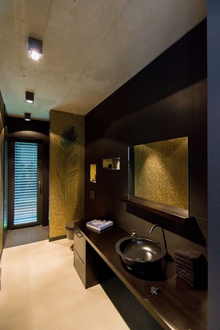 Haus_gra, aprikari gmbh & co. kg aprikari gmbh & co. kg Ванная комната в стиле модерн