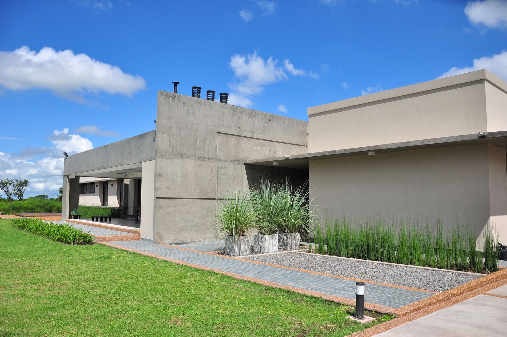 Casa Las Moritas, binomio binomio Casas modernas