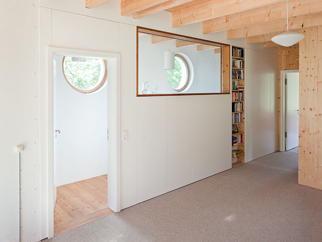 Atelierhaus in Königswusterhausen , Müllers Büro Müllers Büro Industrial style corridor, hallway and stairs