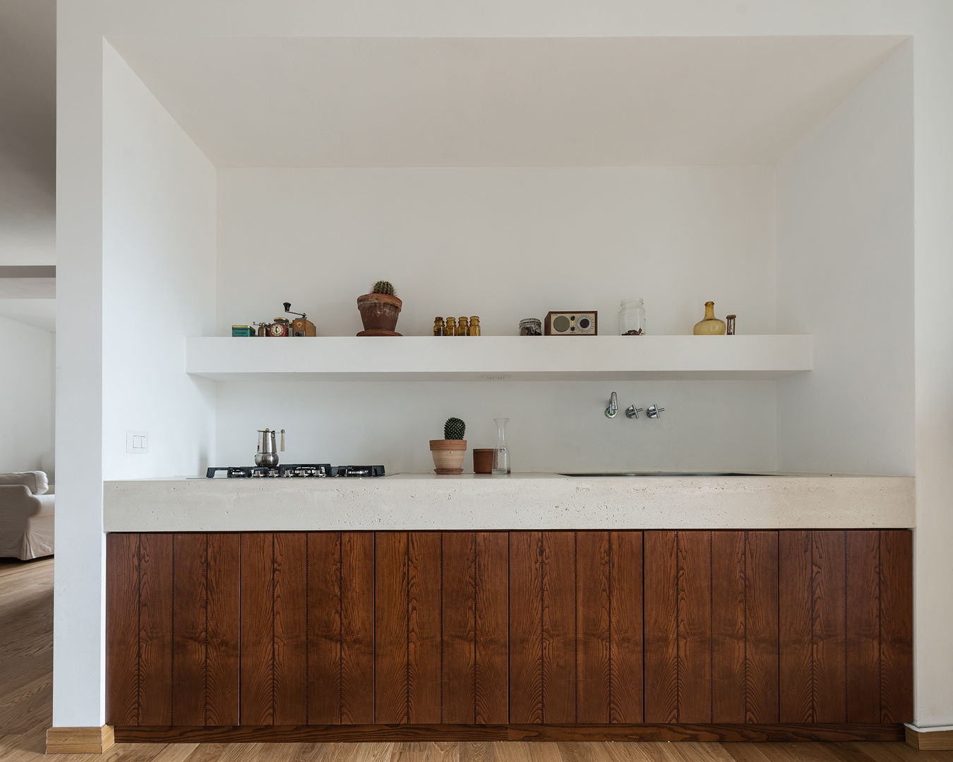 Woodboard House: Wohnungsrenovierung mit Charme, Atelier Blank Atelier Blank Minimalist Mutfak