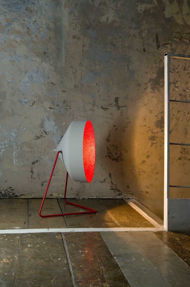 Lampade da terra, in-es.artdesign in-es.artdesign Ruang Keluarga Modern Lighting