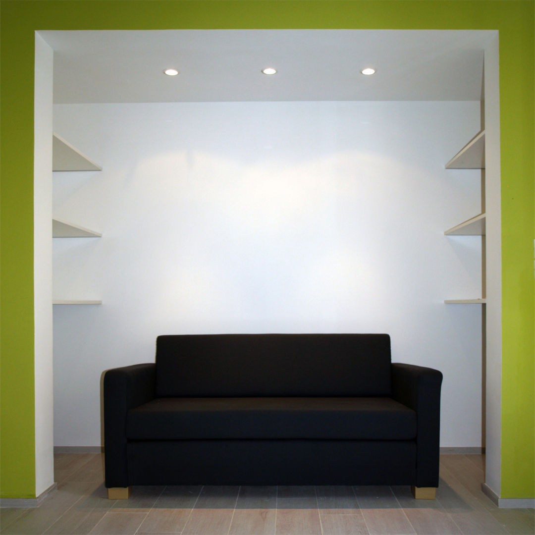 Ristrutturazione E_07, Studio Proarch Studio Proarch Modern living room