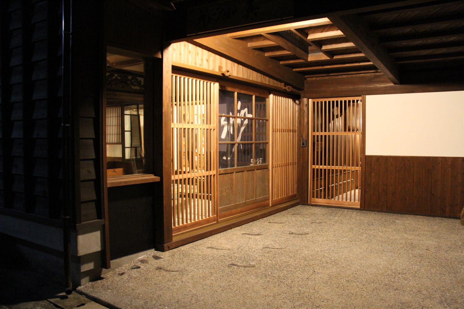 神ノ前アトリエ, 田中博昭建築設計室 田中博昭建築設計室 Casas de estilo asiático Madera Acabado en madera