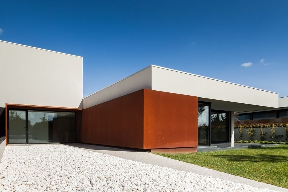 House in Beloura, Sintra, Estúdio Urbano Arquitectos Estúdio Urbano Arquitectos Casas de estilo minimalista