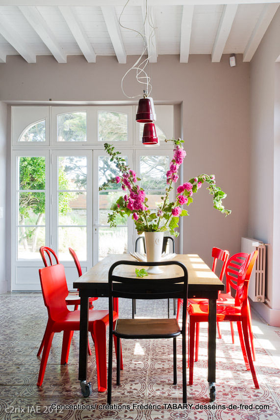 la Bernerie, Frédéric TABARY Frédéric TABARY Eclectic style dining room Tables