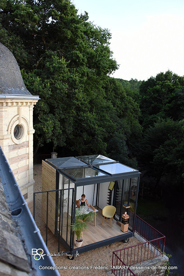 Un CUBE dans mon jardin, Frédéric TABARY Frédéric TABARY Nowoczesny ogród Altanki i szklarnie