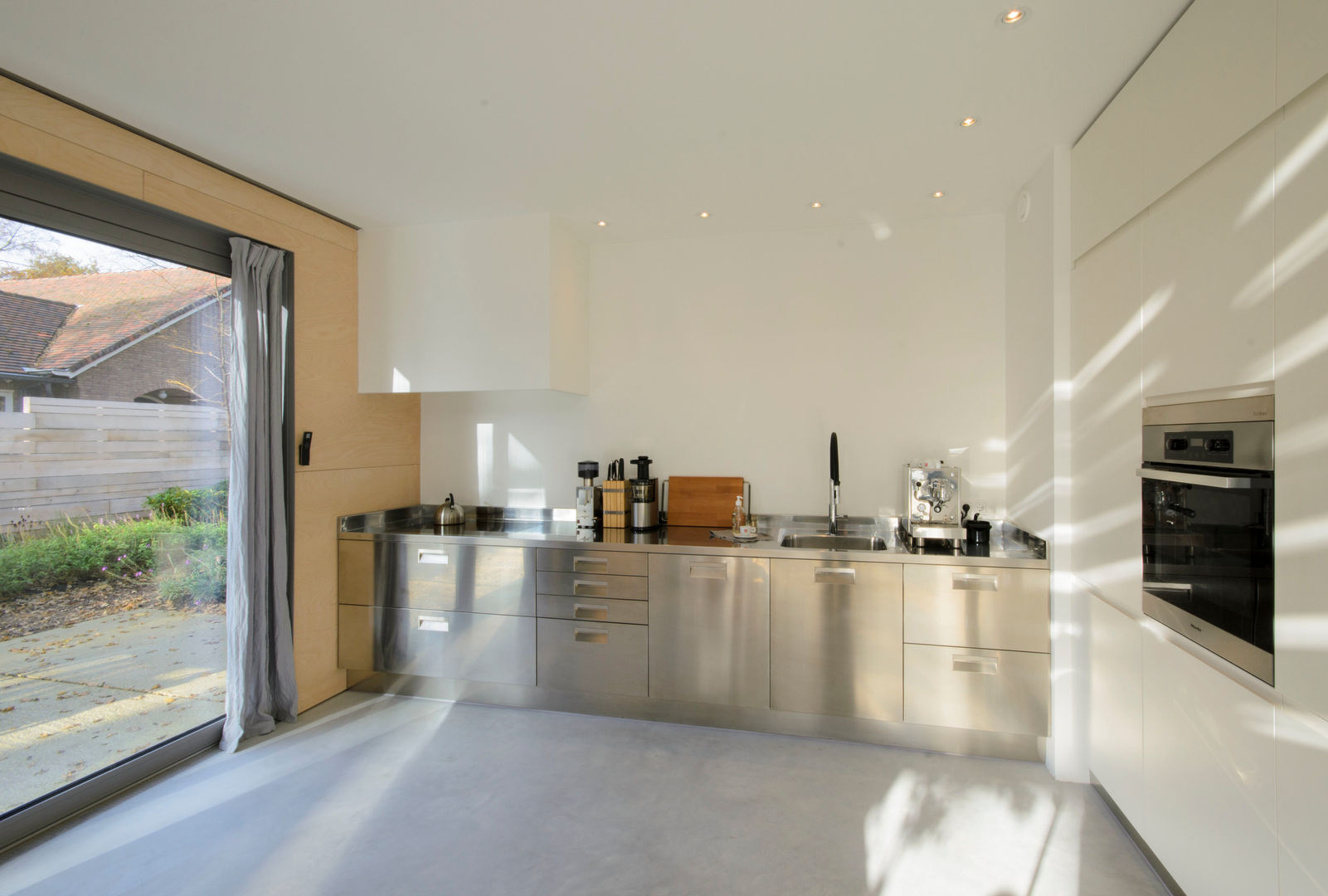 Lofthome Bergen (NH), Blok Kats van Veen Architecten Blok Kats van Veen Architecten Modern kitchen