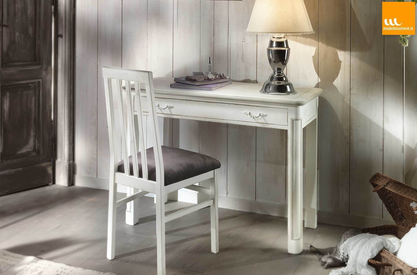 Mobili in stile Shabby Chic, Mobilinolimit Mobilinolimit Phòng học/văn phòng phong cách đồng quê Desks