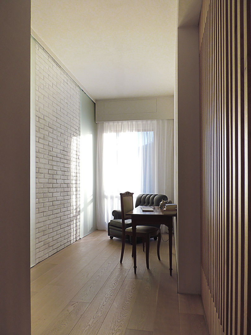 Casa M, interno a Milano, diegocolliniarchitetto diegocolliniarchitetto Estudios y despachos de estilo minimalista