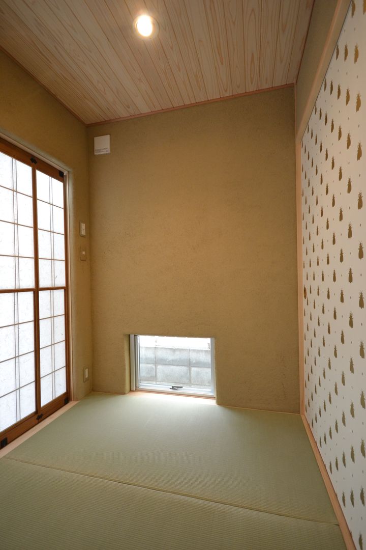 タタミスペース 戸田晃建築設計事務所 モダンデザインの 多目的室