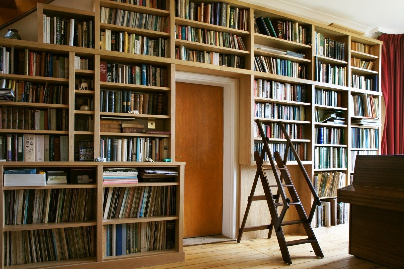 Modern Built in Bookcase in Oak Built in Solutions