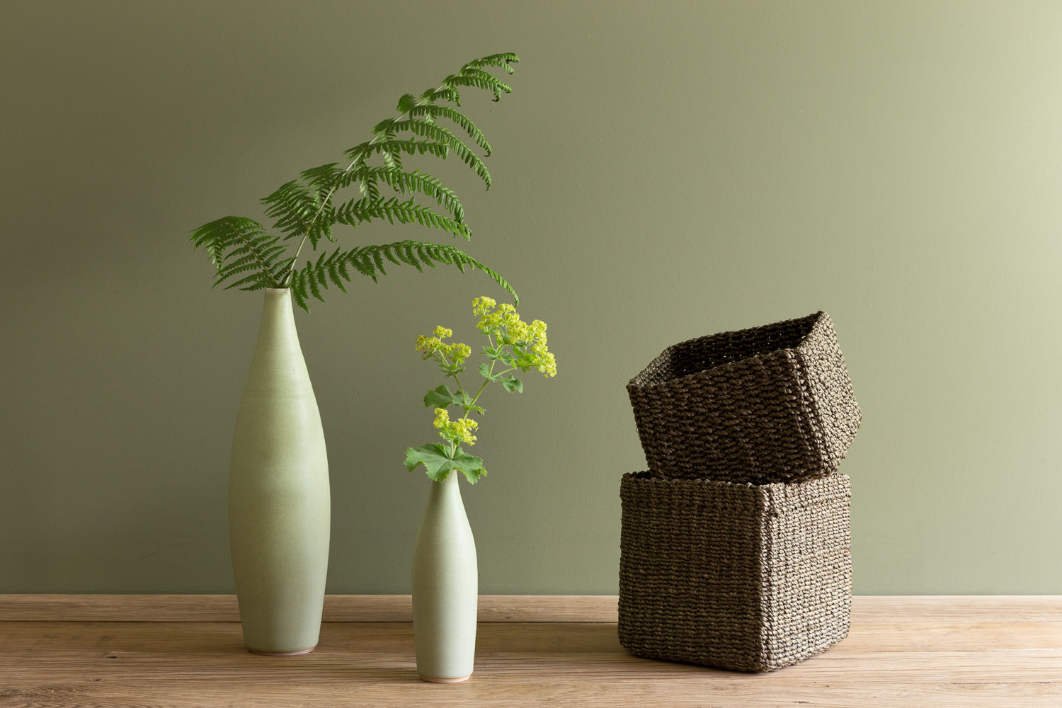 Sue Ure Hand Thrown Vases and Woven Abaca Storage Baskets Oggetto Casas modernas Artículos del hogar