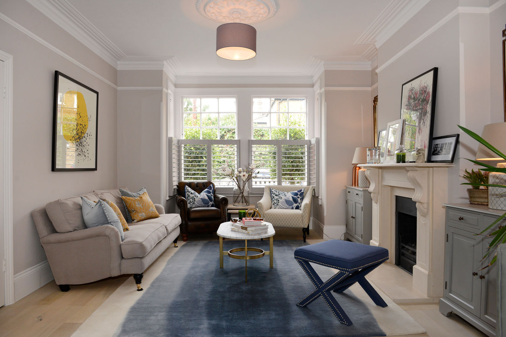 Living Room Ruth Noble Interiors Salon classique Canapés & Fauteuils