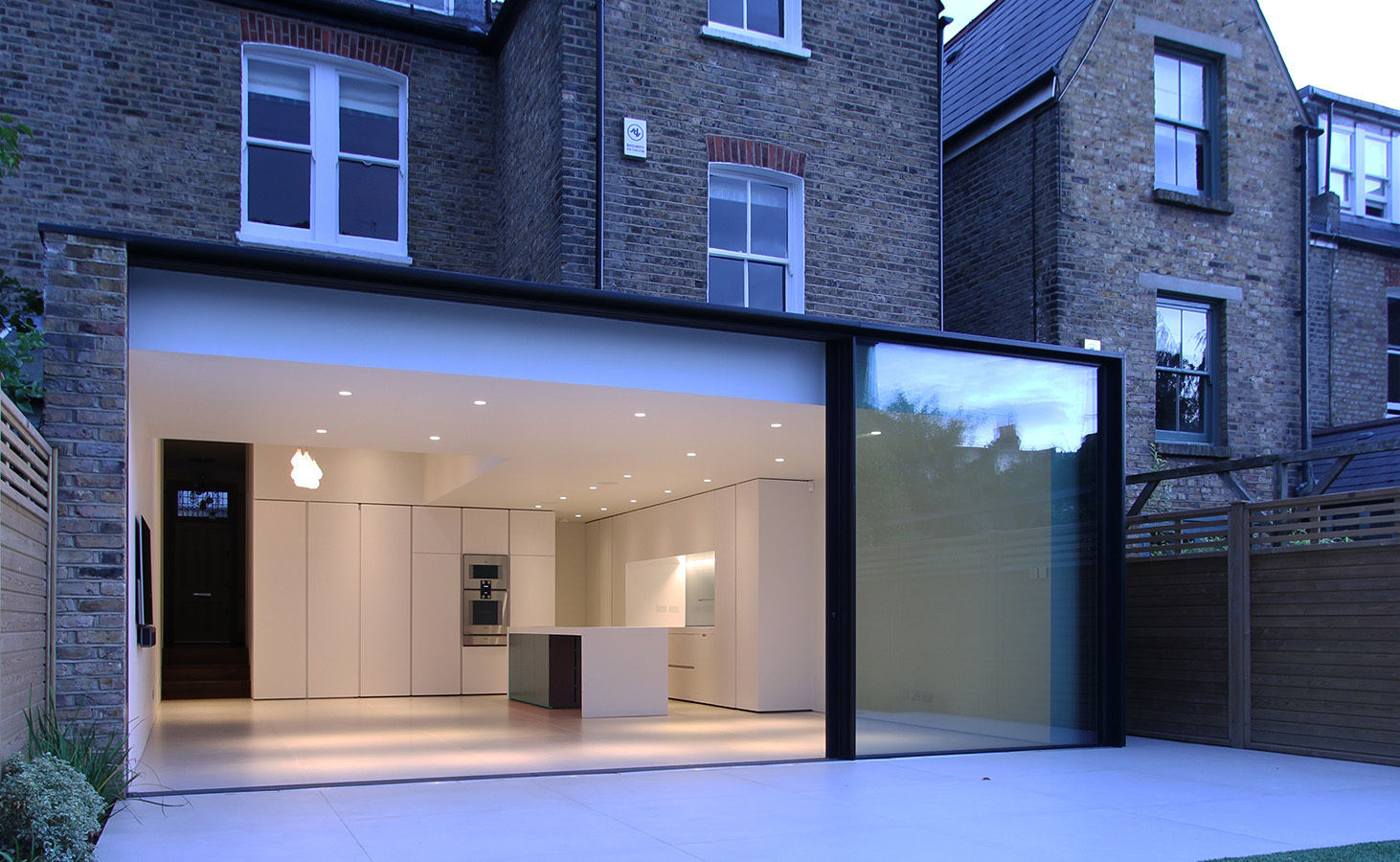 ELMS ROAD , LBMVarchitects LBMVarchitects Cocinas minimalistas