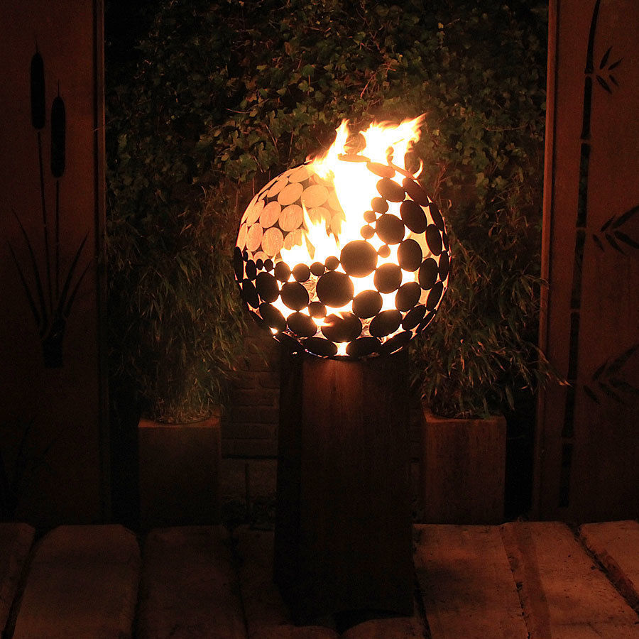 außergewöhnliche Feuerstellen - Kugel, Atelier51 Atelier51 Eclectic style garden Fire pits & barbecues