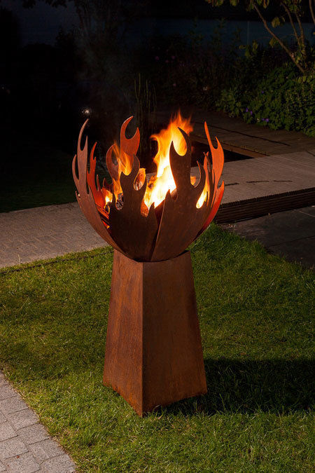 außergewöhnliche Feuerstellen - Flamme, Atelier51 Atelier51 حديقة Fire pits & barbecues