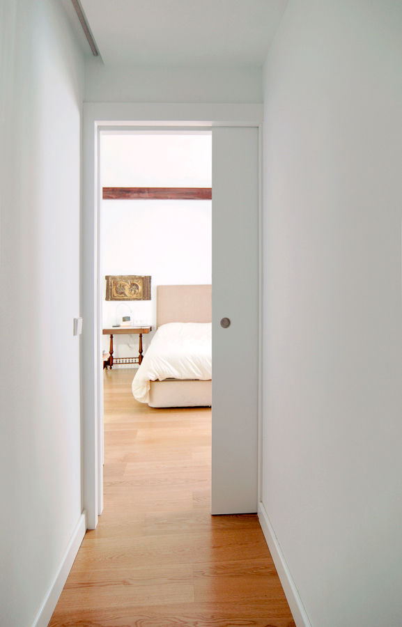 Loft en El Arenal, CM4 Arquitectos CM4 Arquitectos Camera da letto in stile industriale