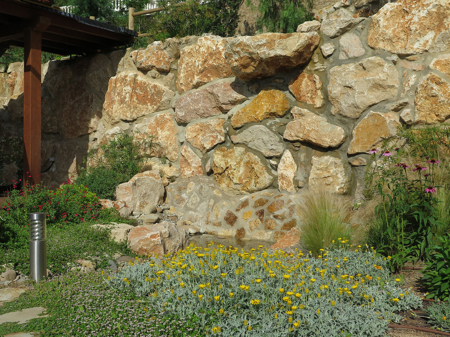 Espléndido Jardín que parece sacado de un Palacio, LANDSHAFT LANDSHAFT Mediterraner Garten